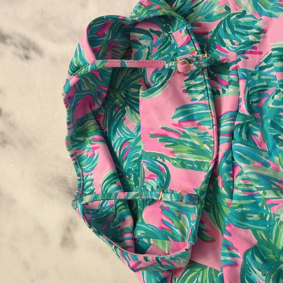Lilly Pulitzer Palm Tree CowlneckMask Top Size L - Picture 11 of 14